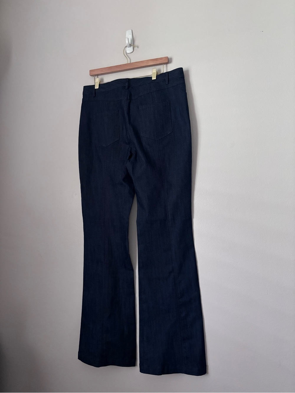 Cinq a Sept Shanis Flared Slit Jeans - Picture 5 of 15